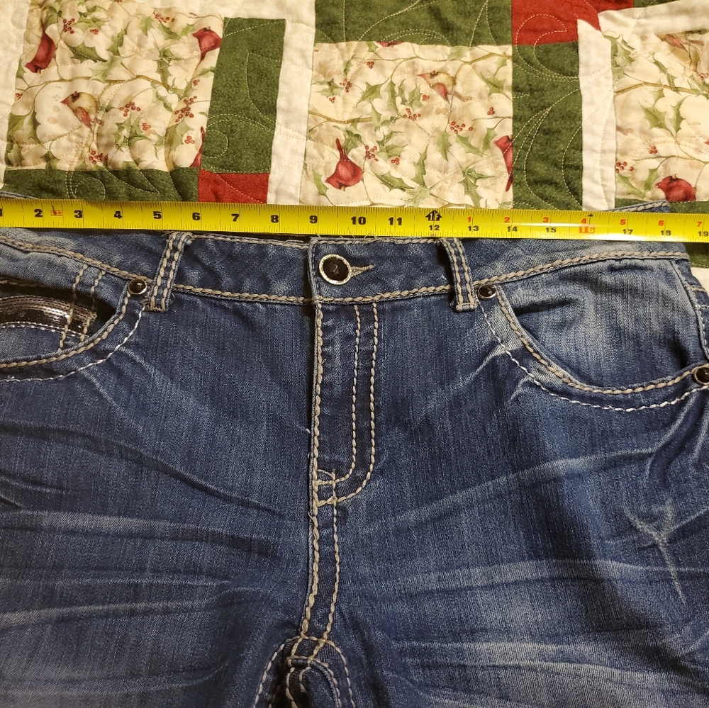 JEANS - Picture 7 of 8